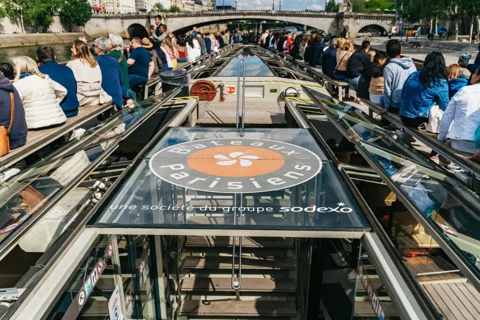 river seine cruise ()